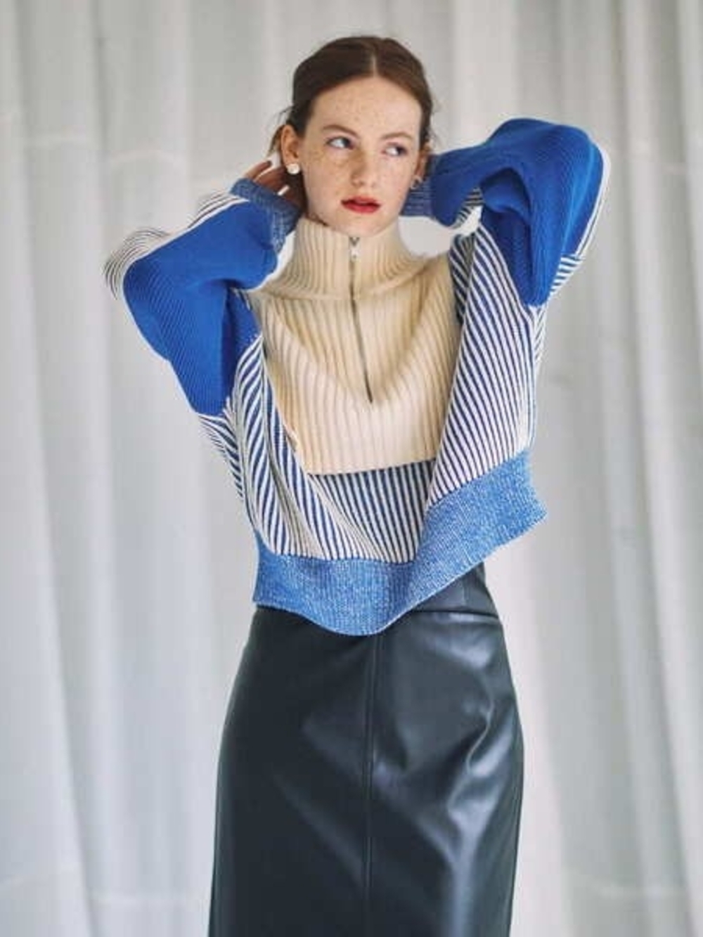 KBF Chunky Oversized Colorblock Zip-Front Sweater in Blue and Cream One Size